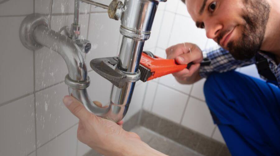 Professional same day plumber services in Hull, IA